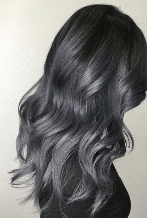 Wavy hair avec tie and dye gris